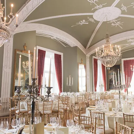 Hotel Luttrellstown Castle